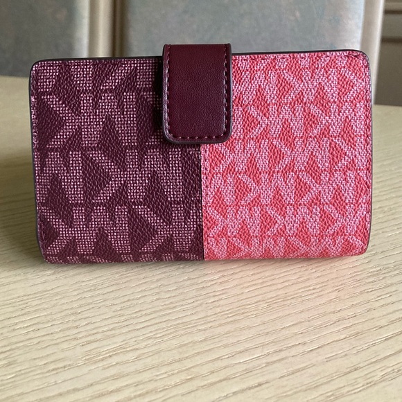Michael Kors Oxblood Multi Bifold Wallet - Picture 2 of 8